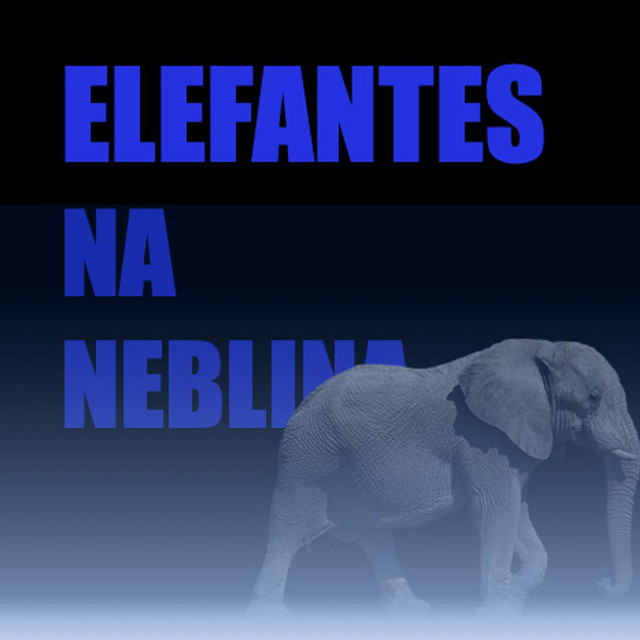 Capa de Elefantes na Neblina
